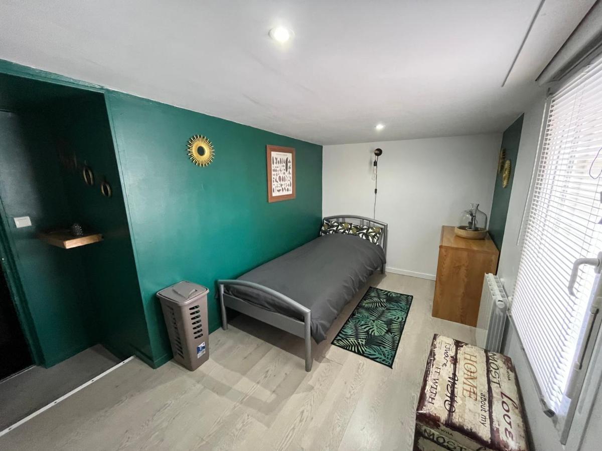 Chambres D'Hotes A La Forge Du Coglais La Selle-en-Cogles Kültér fotó